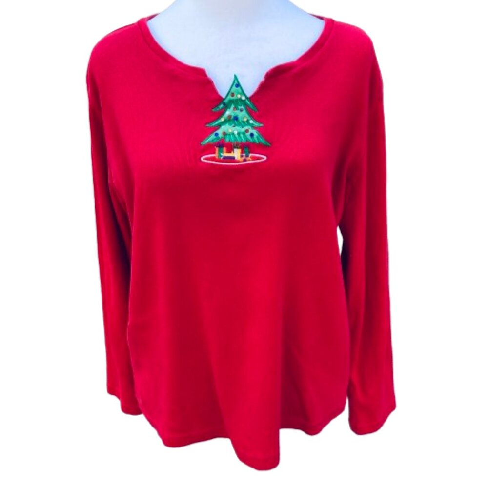 Onque Casuals Red Holiday Tee-Shirt LS with Embellished Christmas Tree, sz Large